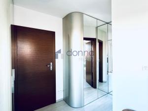 Pronájem bytu 2+kk, Praha, Křížová, 66 m2