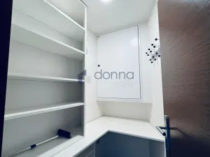 Pronájem bytu 2+kk, Praha, Křížová, 66 m2