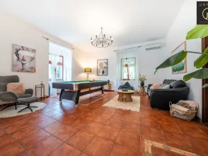 Prodej rodinného domu, Roztoky, 300 m2