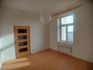 Pronájem bytu 1+1, Tábor, 9. května, 47 m2