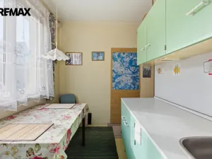 Prodej bytu 1+1, Karlovy Vary, Krymská, 28 m2