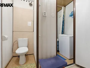 Prodej bytu 1+1, Karlovy Vary, Krymská, 28 m2