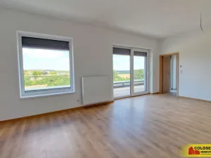 Pronájem bytu 2+kk, Znojmo, Vrbkova, 62 m2