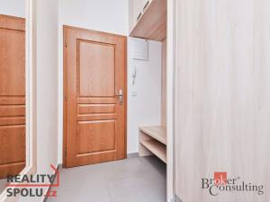 Pronájem bytu 1+kk, Praha - Žižkov, Ondříčkova, 35 m2