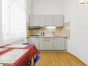 Prodej vily, Karlovy Vary, Merklínská, 700 m2