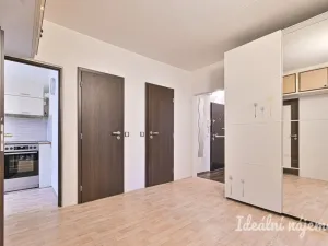 Pronájem bytu 4+1, Brno, Valtická, 76 m2