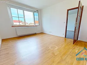 Prodej činžovního domu, Benátky nad Jizerou - Benátky nad Jizerou I, Husovo náměstí, 807 m2