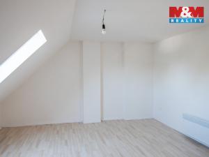 Pronájem bytu 4+kk, Pardubice - Svítkov, U Trojice, 81 m2