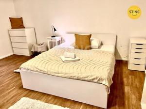 Pronájem bytu 1+kk, Ostrava - Moravská Ostrava, S. K. Neumanna, 30 m2