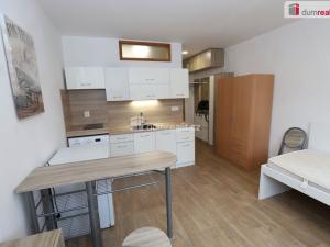 Pronájem bytu 1+kk, Mariánské Lázně, Kubelíkova, 26 m2