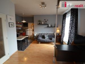 Pronájem bytu 1+kk, Praha - Smíchov, Na Hřebenkách, 52 m2