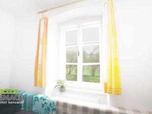 Pronájem bytu 2+kk, Kuks, 70 m2