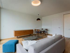 Pronájem bytu 2+kk, Praha - Smíchov, Holečkova, 78 m2