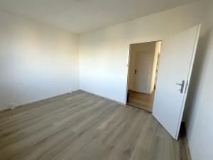 Pronájem bytu 3+1, Česká Lípa, Okružní, 72 m2