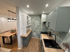 Pronájem bytu 4+1, Tanvald, U Stadionu, 78 m2