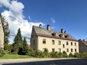 Pronájem bytu 4+1, Tanvald, U Stadionu, 78 m2