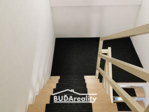 Pronájem bytu 1+kk, Zlín, Štefánikova, 28 m2