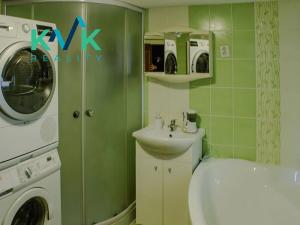 Prodej rodinného domu, Březová, Nad Kostelem, 200 m2