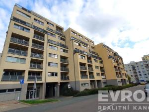 Pronájem bytu 1+kk, Pardubice - Polabiny, Bělehradská, 40 m2