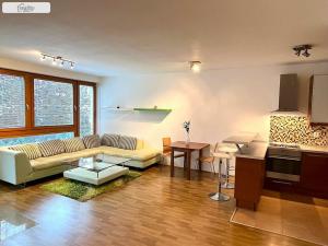 Pronájem bytu 1+kk, Praha - Stodůlky, Anny Rybníčkové, 57 m2