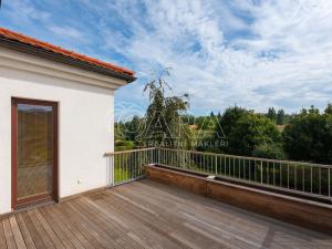 Pronájem vily, Statenice, U Školy, 364 m2