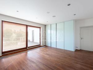 Pronájem vily, Statenice, U Školy, 364 m2