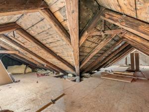 Prodej činžovního domu, Osek, K. H. Borovského, 452 m2