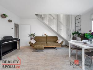 Prodej bytu 3+kk, Polerady, 71 m2