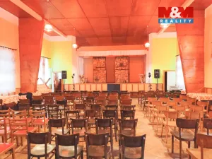 Prodej obchodního prostoru, Žlebské Chvalovice, 470 m2