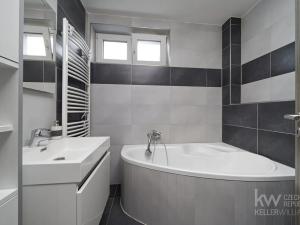 Pronájem bytu 2+kk, Holýšov, Belgická, 46 m2