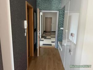 Pronájem bytu 3+kk, Praha - Vysočany, Ocelářská, 80 m2