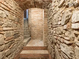 Prodej komerční nemovitosti, Benešov, Masarykovo náměstí, 256 m2