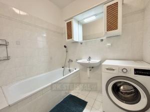 Pronájem bytu 2+1, České Budějovice - České Budějovice 2, Loucká, 58 m2