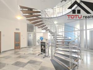 Pronájem kanceláře, Chrudim, Palackého třída, 17 m2