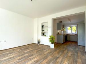 Pronájem bytu 2+1, Beroun - Beroun-Město, Zahořanská, 66 m2