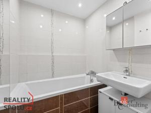 Pronájem bytu 2+1, Praha - Letňany, Vratimovská, 55 m2