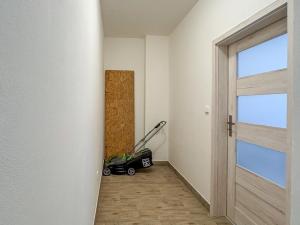 Pronájem bytu 2+kk, Janovice nad Úhlavou, Rozvojová zóna, 46 m2