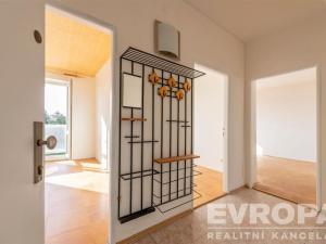 Pronájem bytu 3+1, Praha - Smíchov, Churáňovská, 71 m2