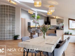 Prodej bytu 6+kk a větší, Praha - Vinohrady, Vozová, 260 m2