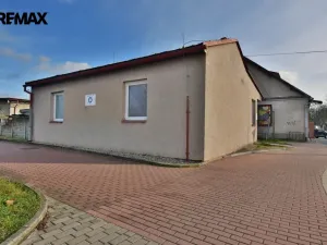 Prodej obchodního prostoru, Týniště nad Orlicí, Nádražní, 64 m2