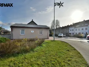 Prodej obchodního prostoru, Týniště nad Orlicí, Nádražní, 64 m2