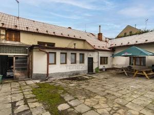 Prodej rodinného domu, Zlonice, Revoluční, 695 m2