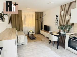 Prodej bytu 2+kk, Ostrava, Opavská, 58 m2