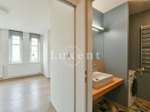 Pronájem bytu 1+kk, Praha - Vinohrady, Lucemburská, 30 m2