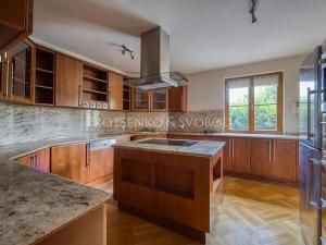 Prodej rodinného domu, Vestec, Průběžná, 427 m2