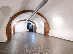 Pronájem komerční nemovitosti, Brandýs nad Labem-Stará Boleslav - Brandýs nad Labem, Masarykovo náměstí, 89 m2