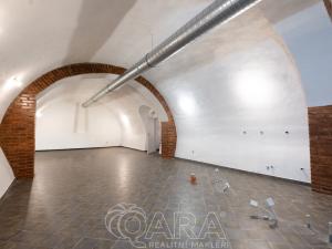 Pronájem komerční nemovitosti, Brandýs nad Labem-Stará Boleslav - Brandýs nad Labem, Masarykovo náměstí, 89 m2