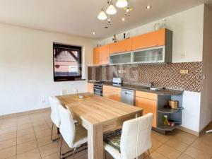 Prodej rodinného domu, Albrechtice, Bělehradská, 217 m2