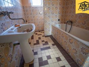 Prodej rodinného domu, Rtyně v Podkrkonoší, Hronovská, 230 m2