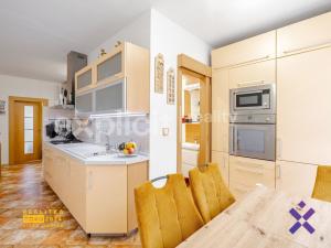 Prodej bytu 3+1, Hulín, Družba II, 84 m2